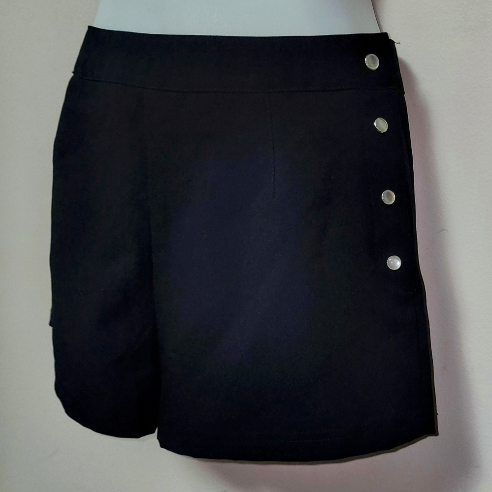 Space Girl-Z Clothing Black Polyester Short Shorts Side buttons M
